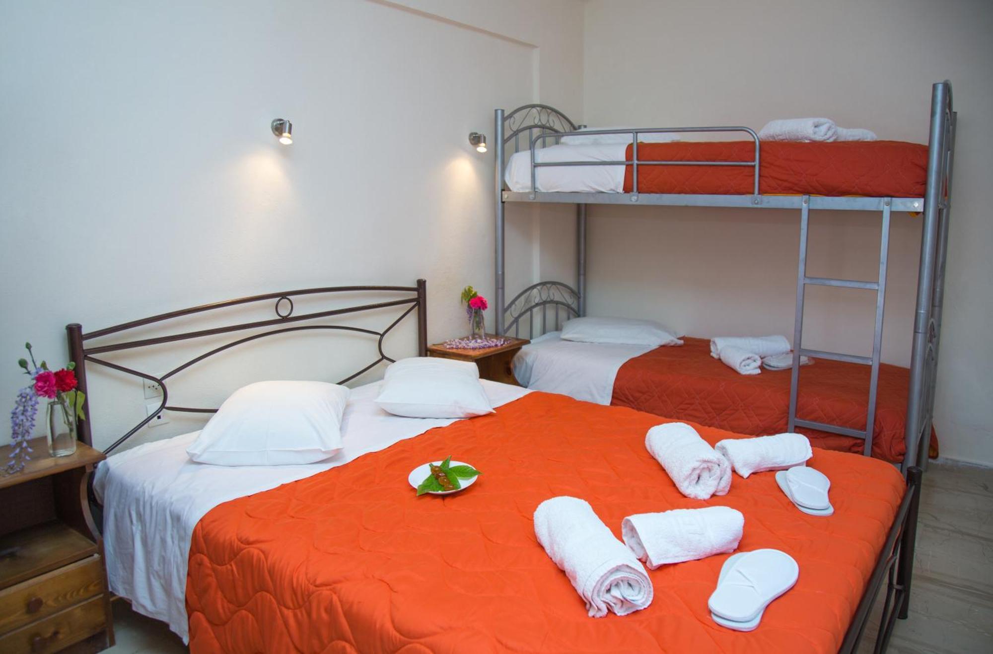 Hotel de apartamente Aristides Perama (Corfu)